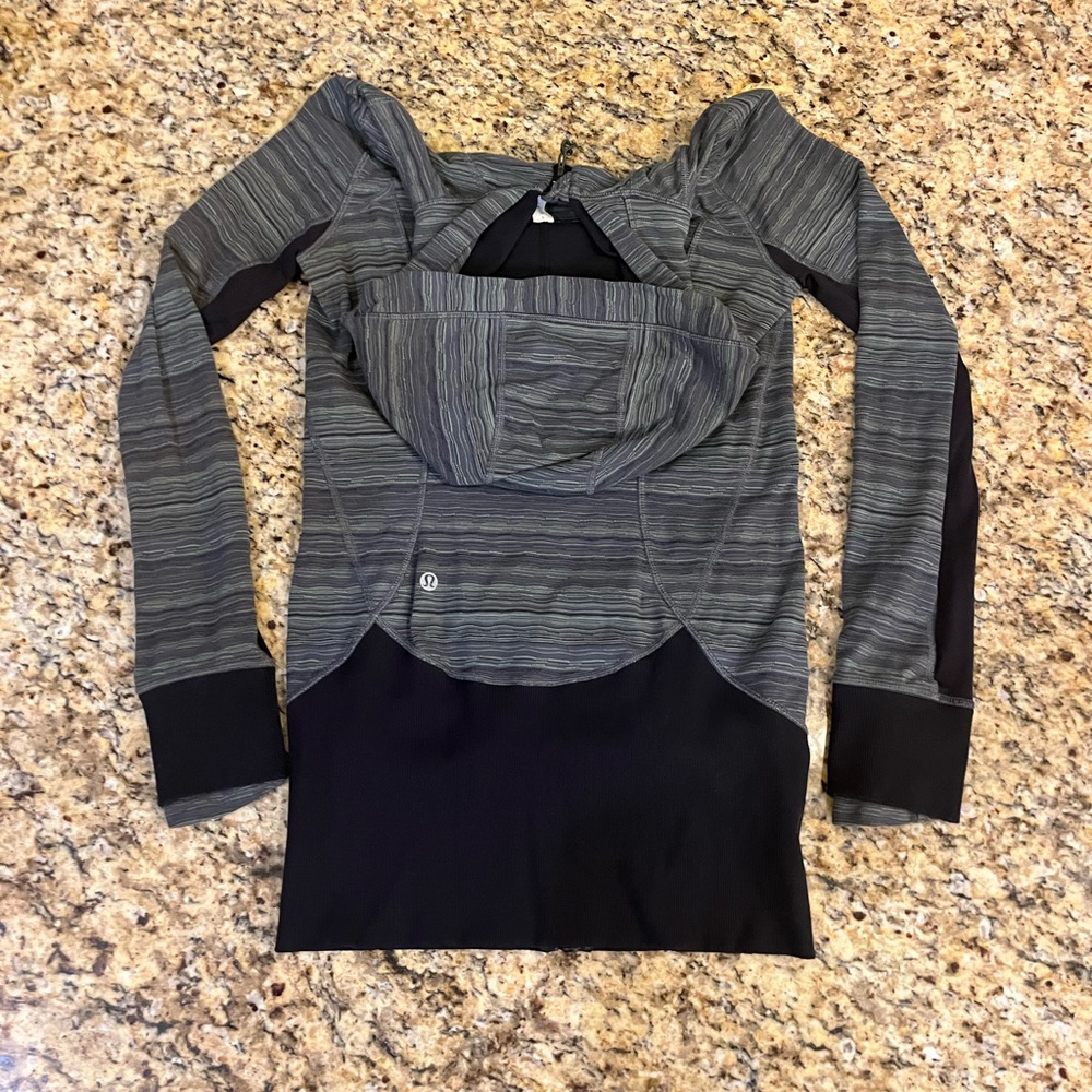 Green Heathered Lululemon Define Jacket Size 4!